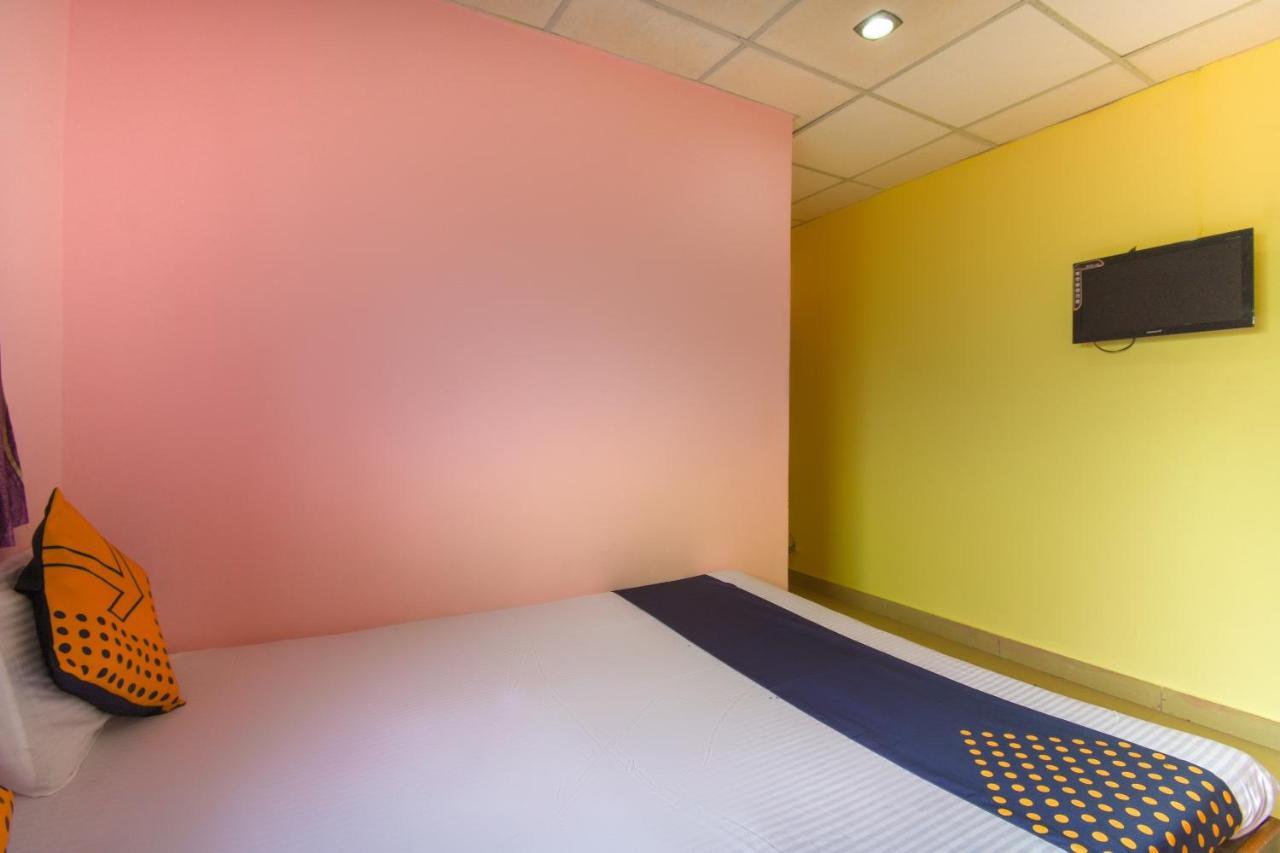 Spot On 65135 Hotel Suvarna Samrat Lodge Khamshet Εξωτερικό φωτογραφία